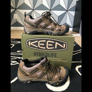 KEEN Siskiyou WP Hiking Shoes